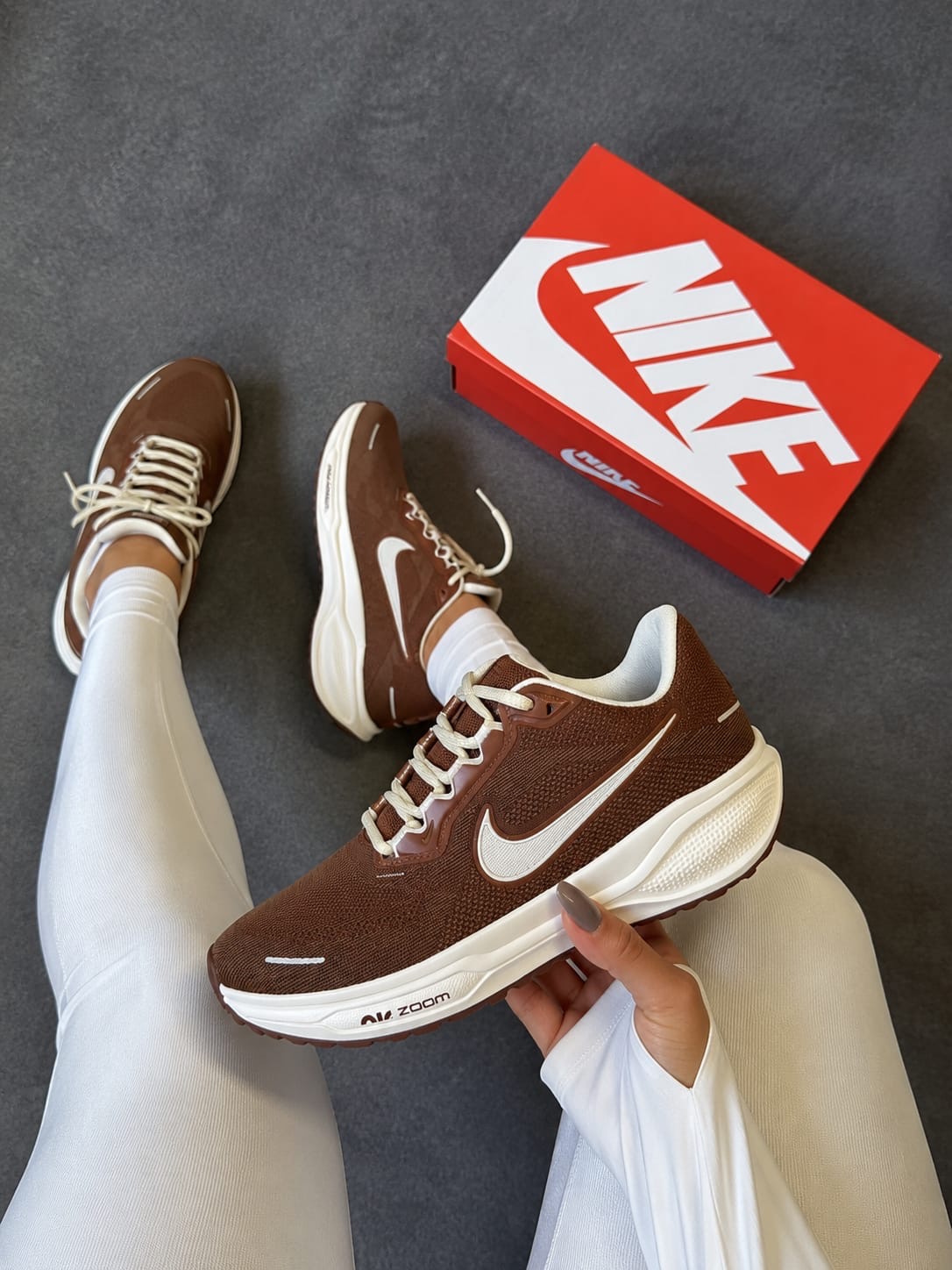 Nike Zoom Pegasus Marrom